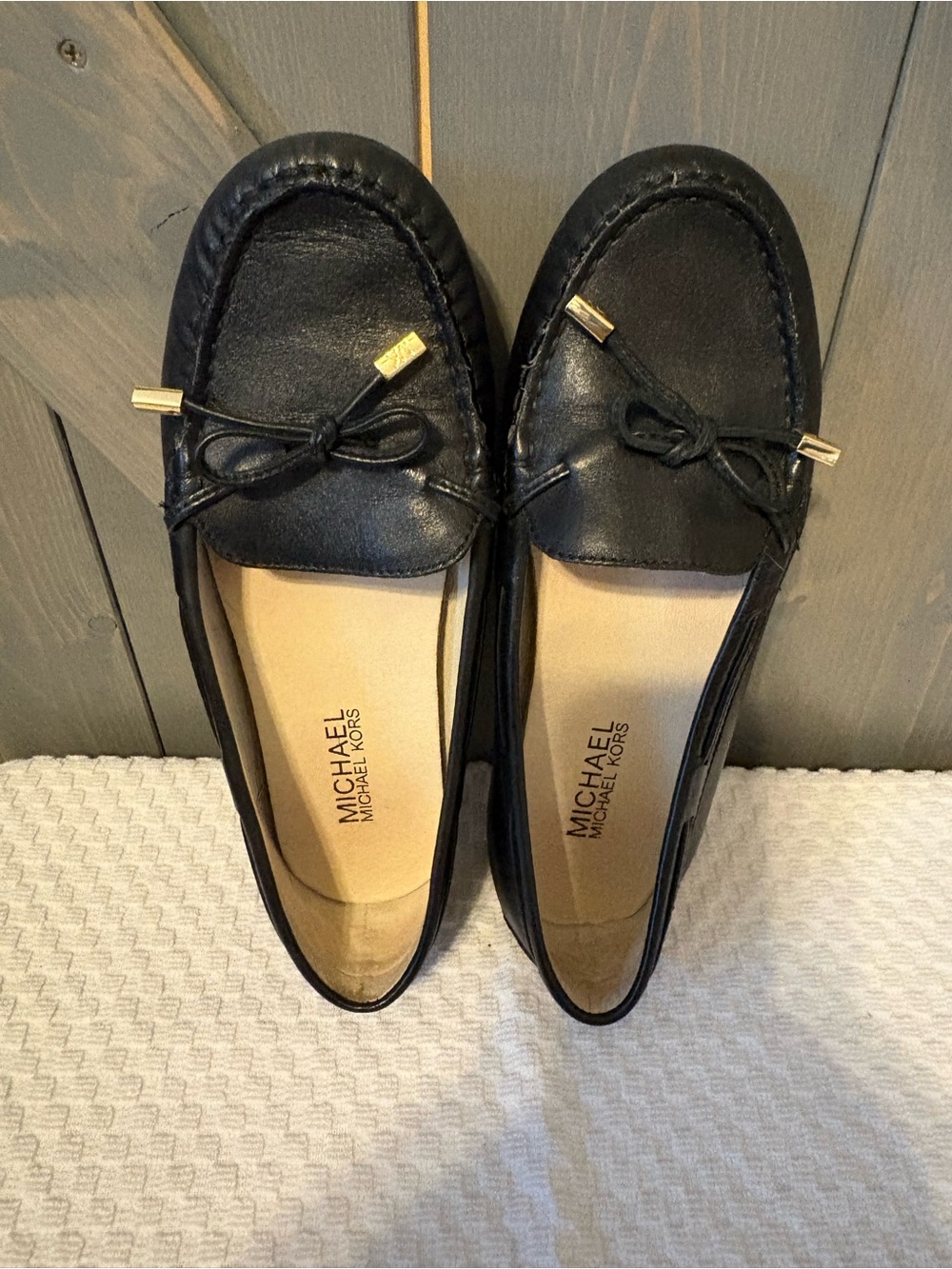 MICHAEL Michael Kors Sutton Black Leather Moccasin Loafers Size 6 - Picture 2 of 13